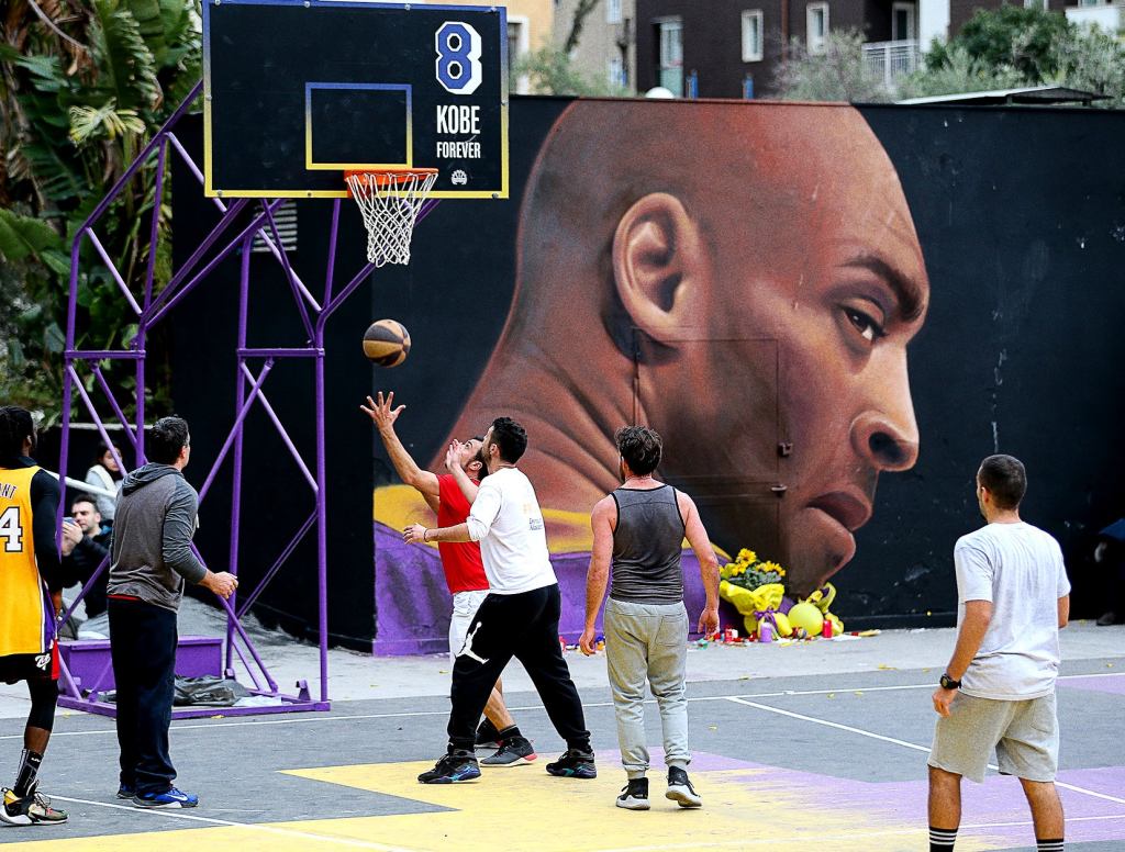 Kobe Bryant Mural Starts Ominously Scowling After Lakers First-Round Collapse