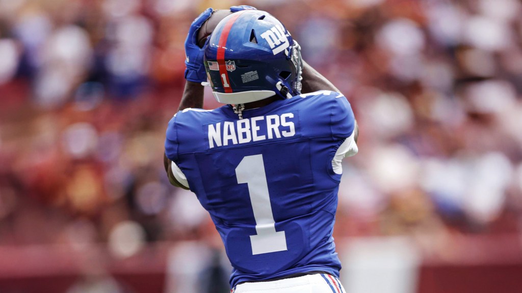 Giants Players Horrified To Learn Uniforms Have Names On Back