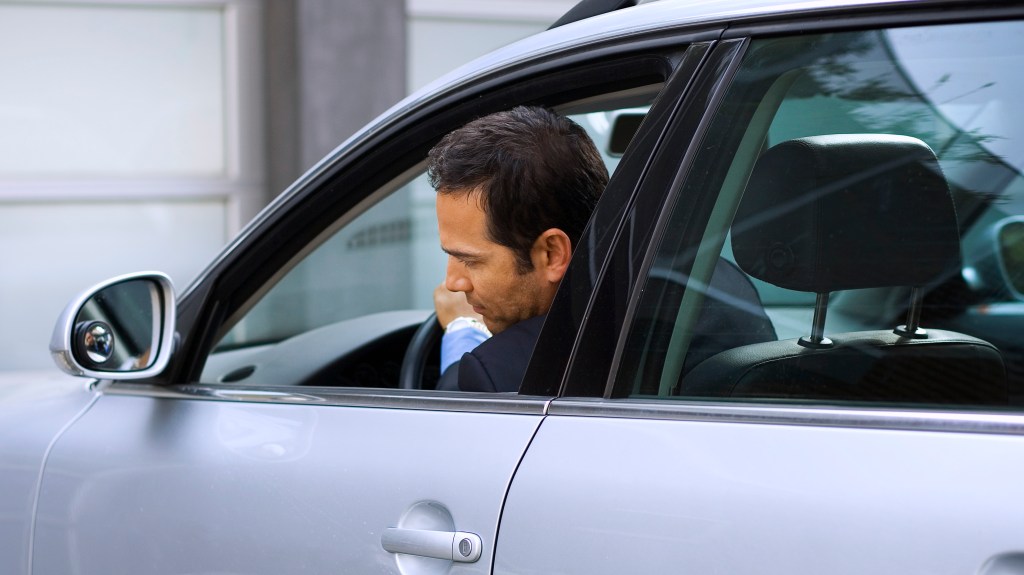 ‘Must Be A Waymo,’ Bystanders Say Of Moron Stuck Backing Up In Alley For Half Hour