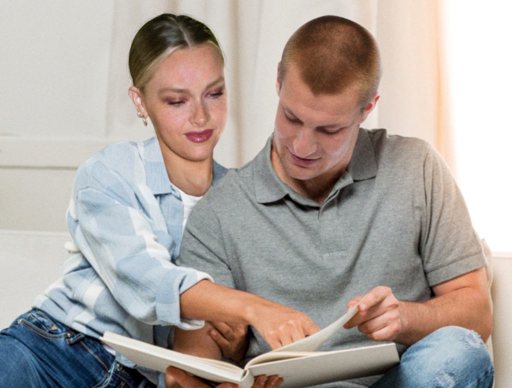 Rob Gronkowski’s Wife Gets Out Photo Album To Prove To Him He's Met Tom Brady
