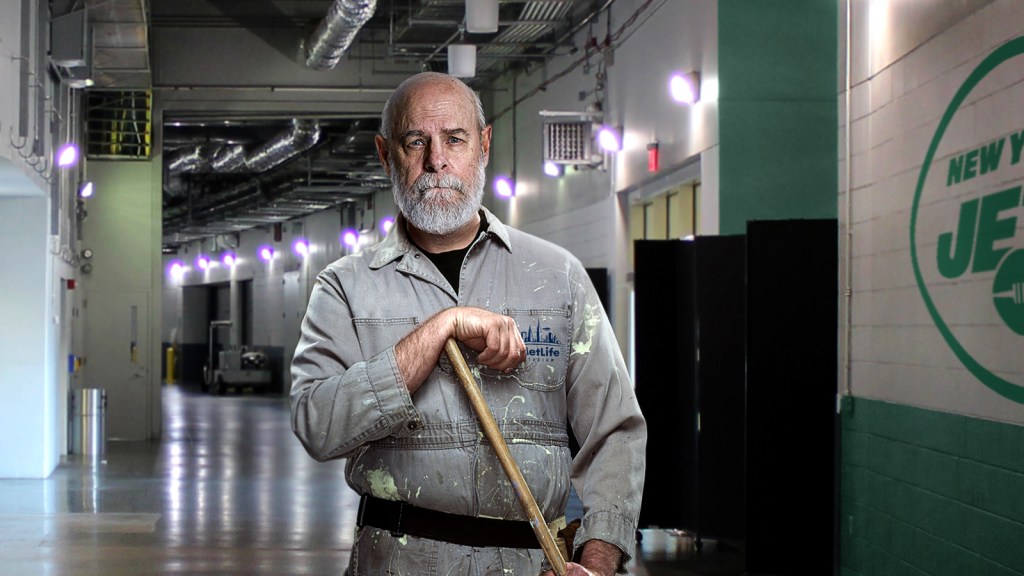 ‘People Who Go In That Locker Room Come Out…Different,’ Jets Custodian Warns Aaron Glenn