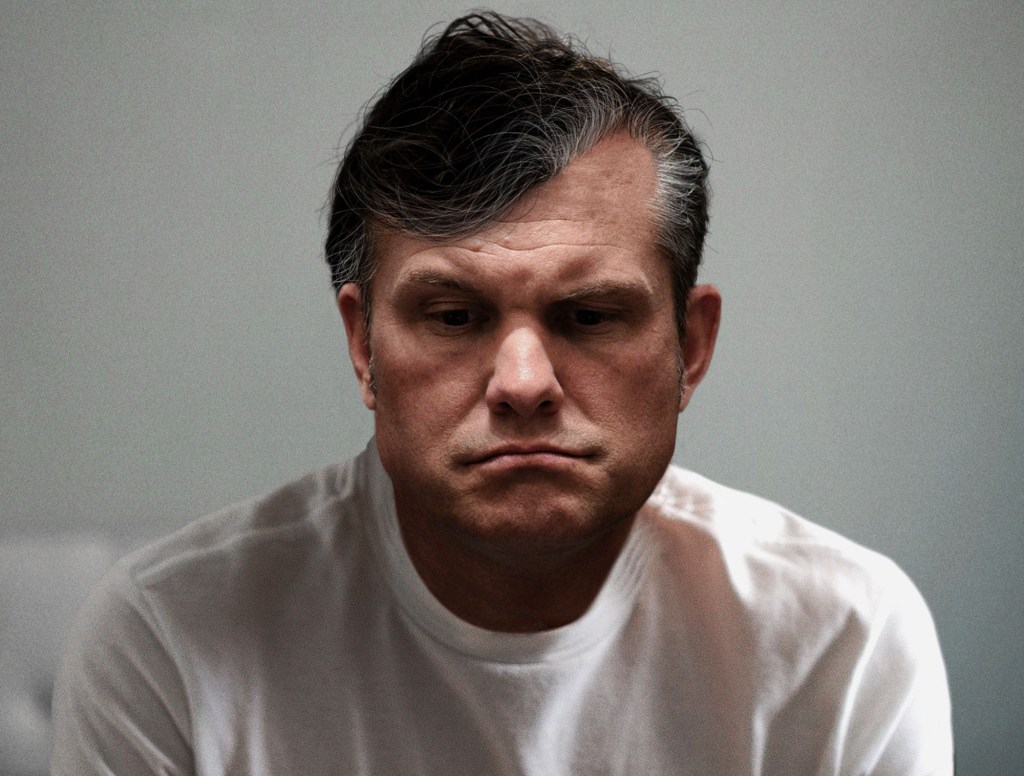 Pete Hegseth Wakes Up At 3 P.M. With Dozen Missed Calls From The Hague